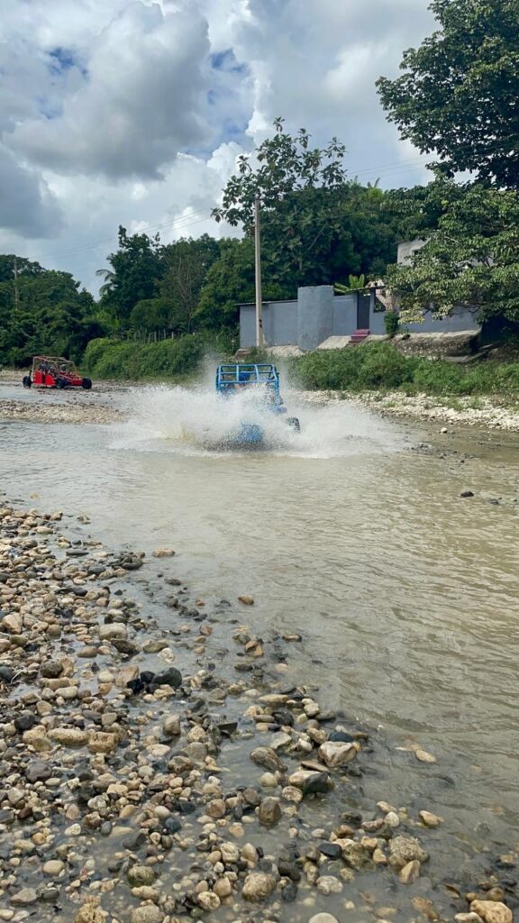 The Waterfalls & Dune Buggy Off-Road Safari 11