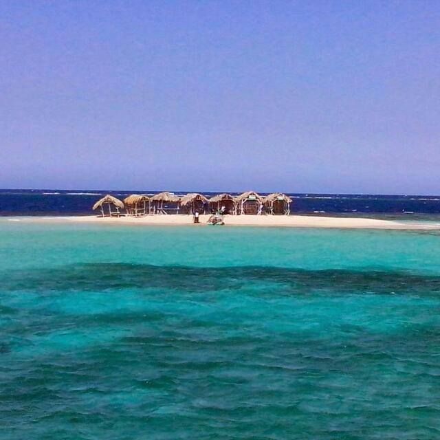 The Cayo Arena Excursion: Paradise Island Speedboat Tour  Schedules 12